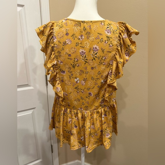 Melloday Mustard Floral Ruffle Peplum Top Size Medium - Picture 5 of 6